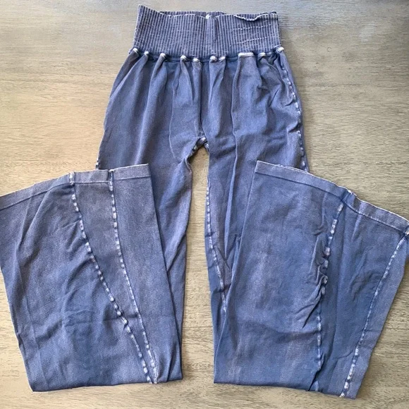 🚫SOLD🚫NWOT! FP Free People Movement Good Karma Flare Leggings Sz M/L - Picture 7 of 8